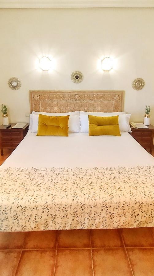 ปรินเซซา กาเลียนา Hotel โตเลโด ภายนอก รูปภาพ